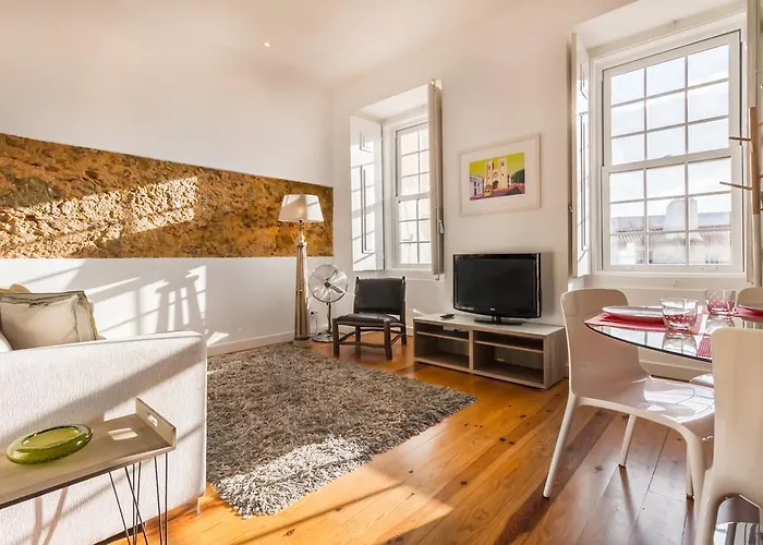 Sao Mamede Downtown Apartment