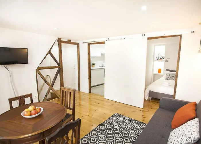 Lovelystay - Alfama Charming Experience!