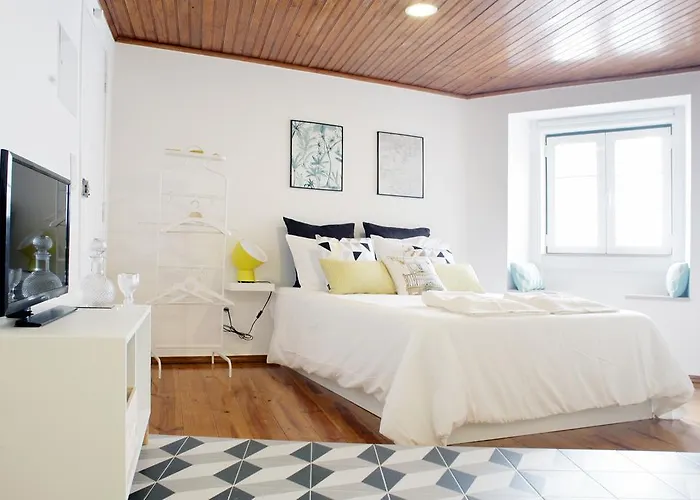 Alfama Apartment Rose - Guitarra
