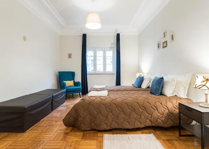 Cruz Apartments