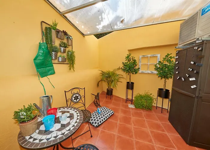 Lx Factory Apartment! Outside Terrace