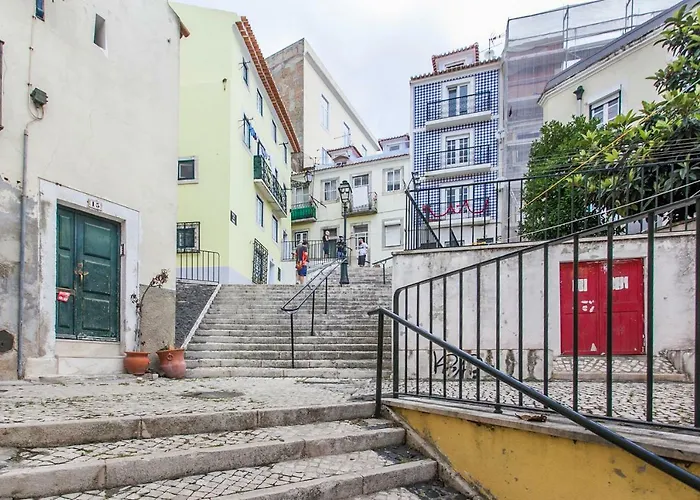 Alfama Terrace