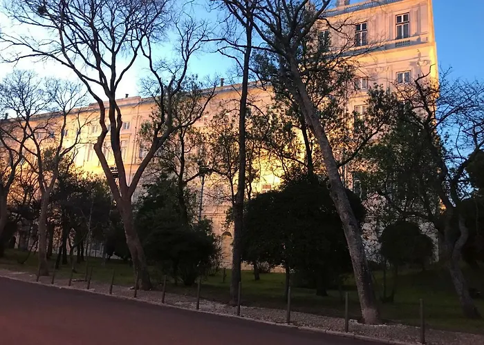 Excellent 2 Bedroom Apartment In Lisbon