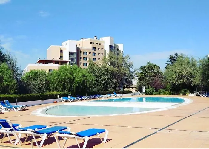Relax POOL Apart. PARKING&Garden!