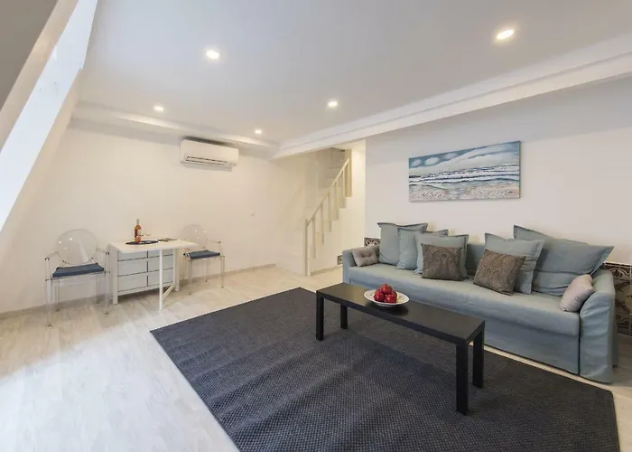Traditional Duplex Apartments In Principe Real