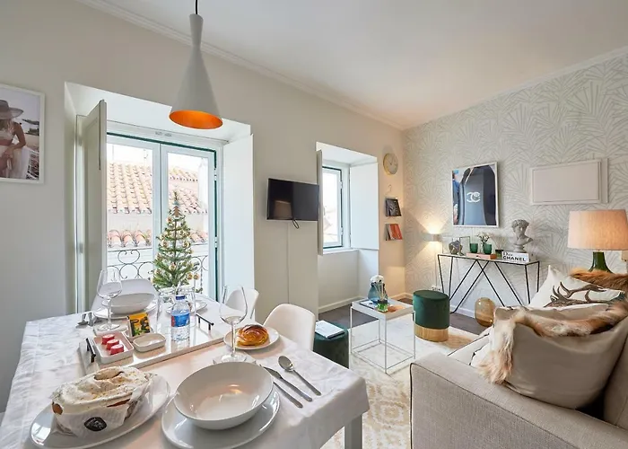 Lisbon Boutique Alfama River 4