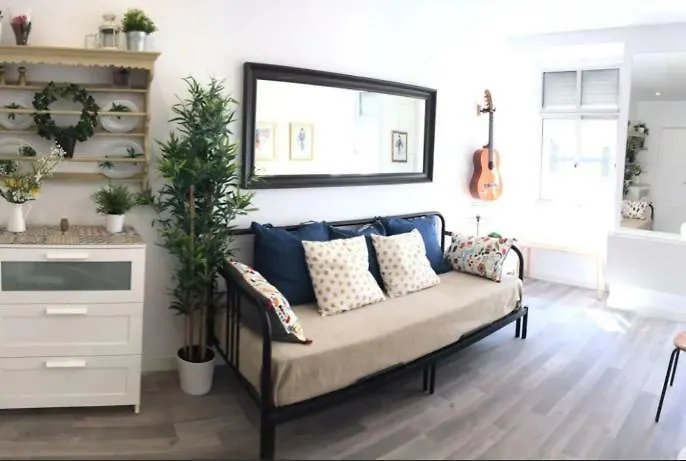 Cozy And Beautiful Flat In Great Location!