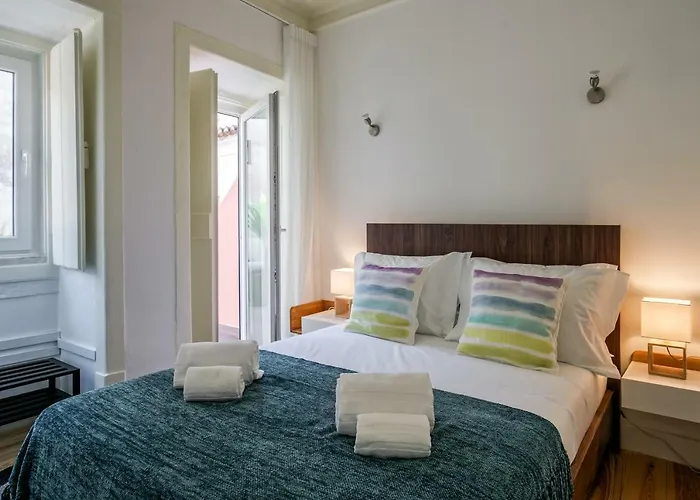 Hip Tailor Made Flat In Bairro Alto