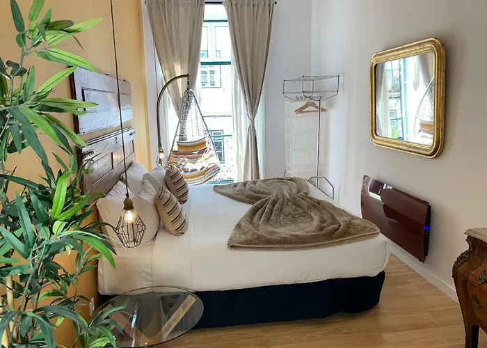 Old Town Lx Suites