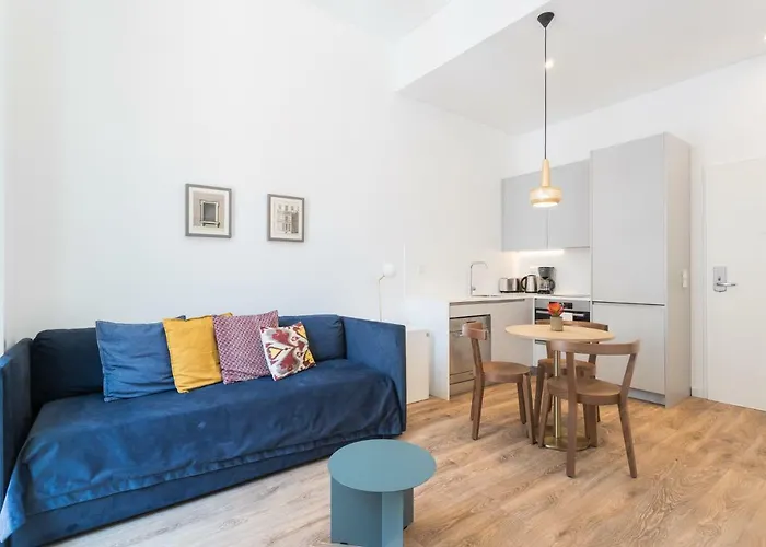 Feels Like Home Chiado Charming Studios