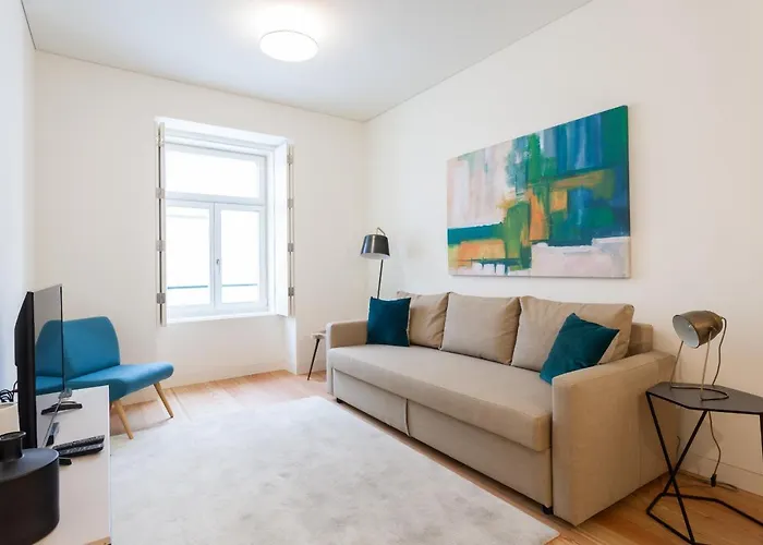 Feels Like Home Chiado Central Flat