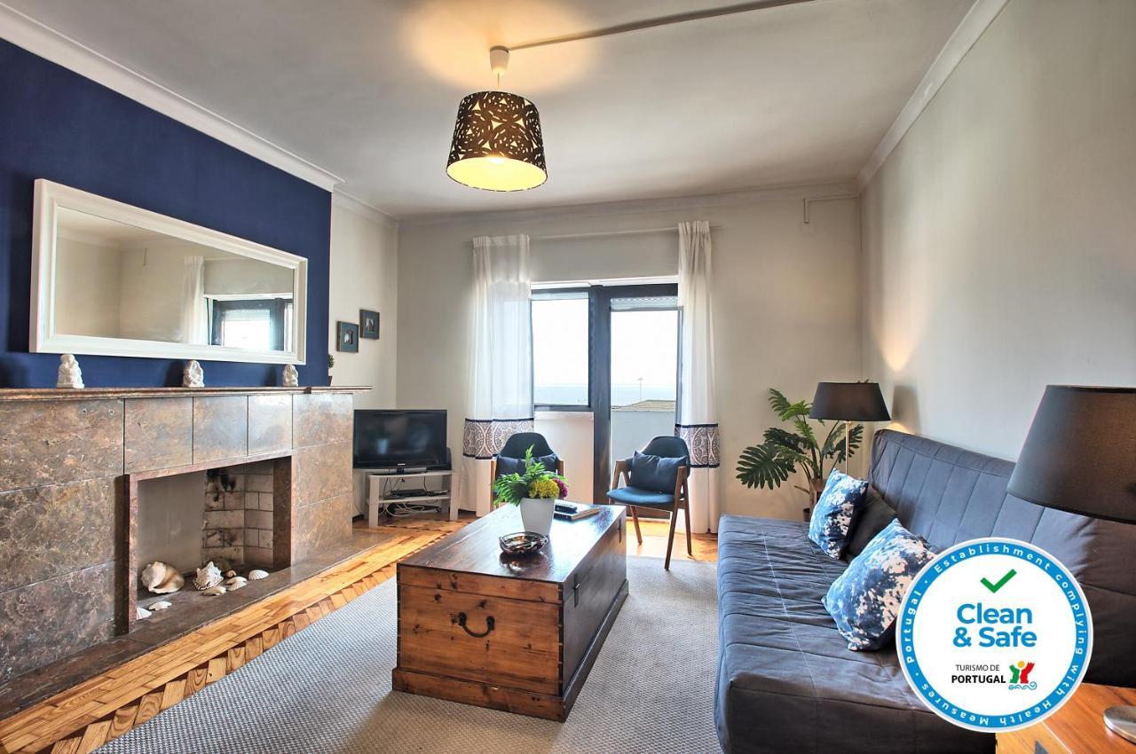 Apolonia 3e Five Bedrooms Apartment