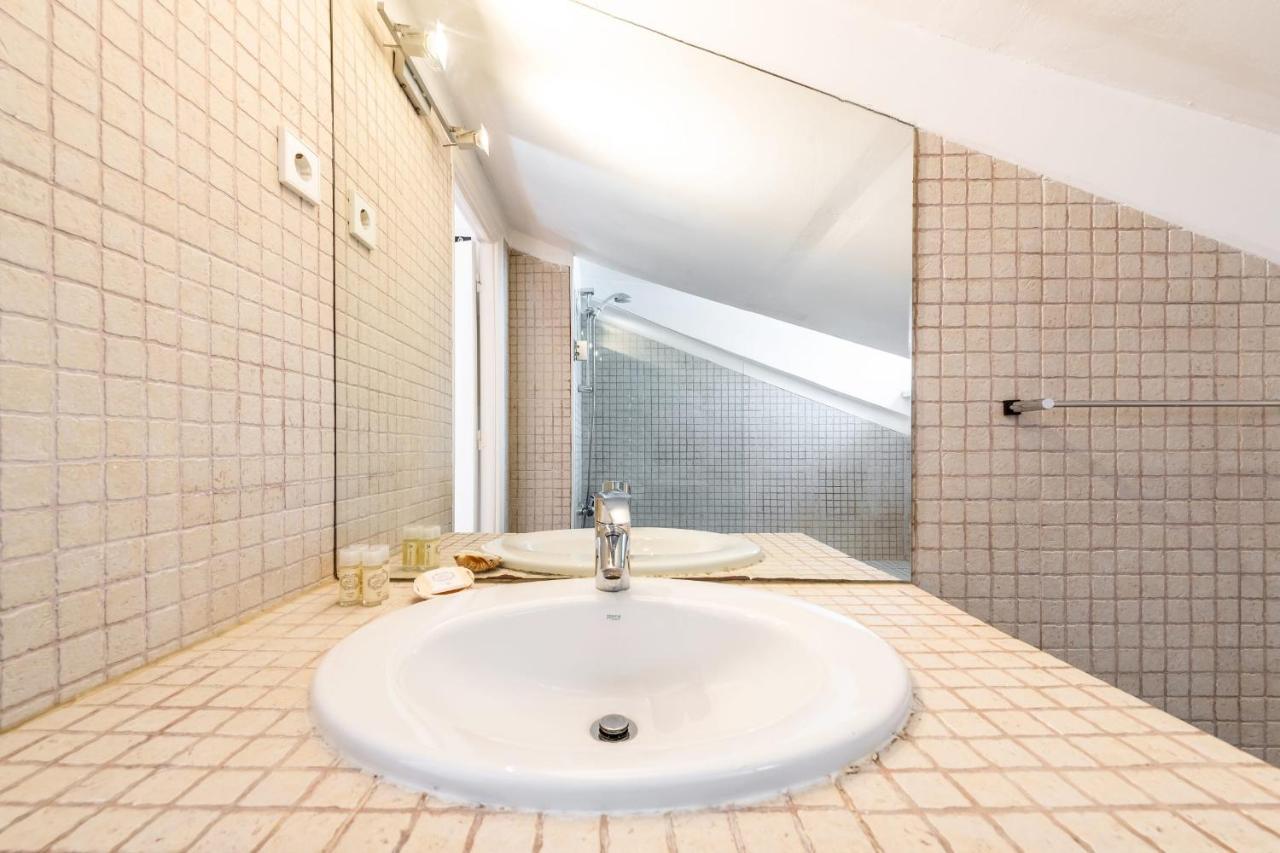 Guestready - Family W Rooftop In Alcântara