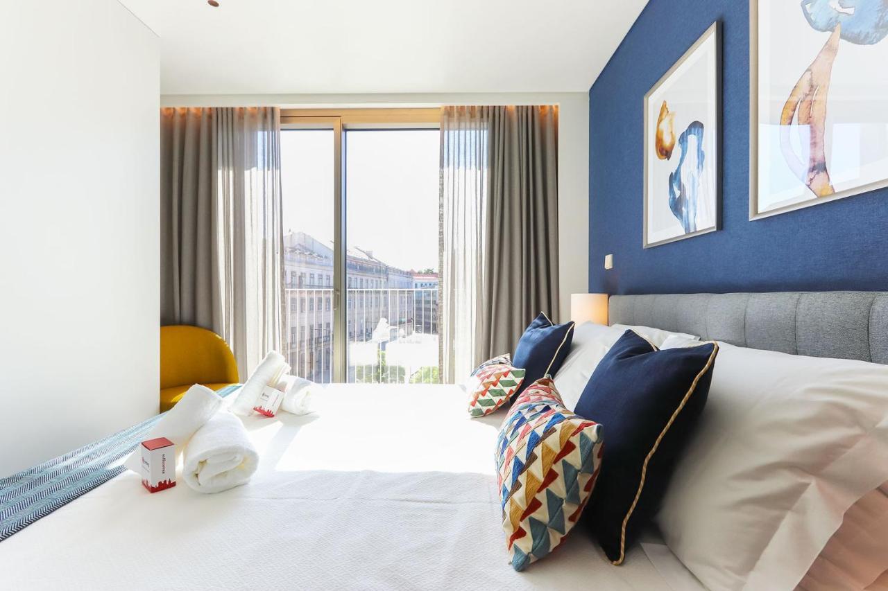 Modern Parliament By Homing Apartamento *