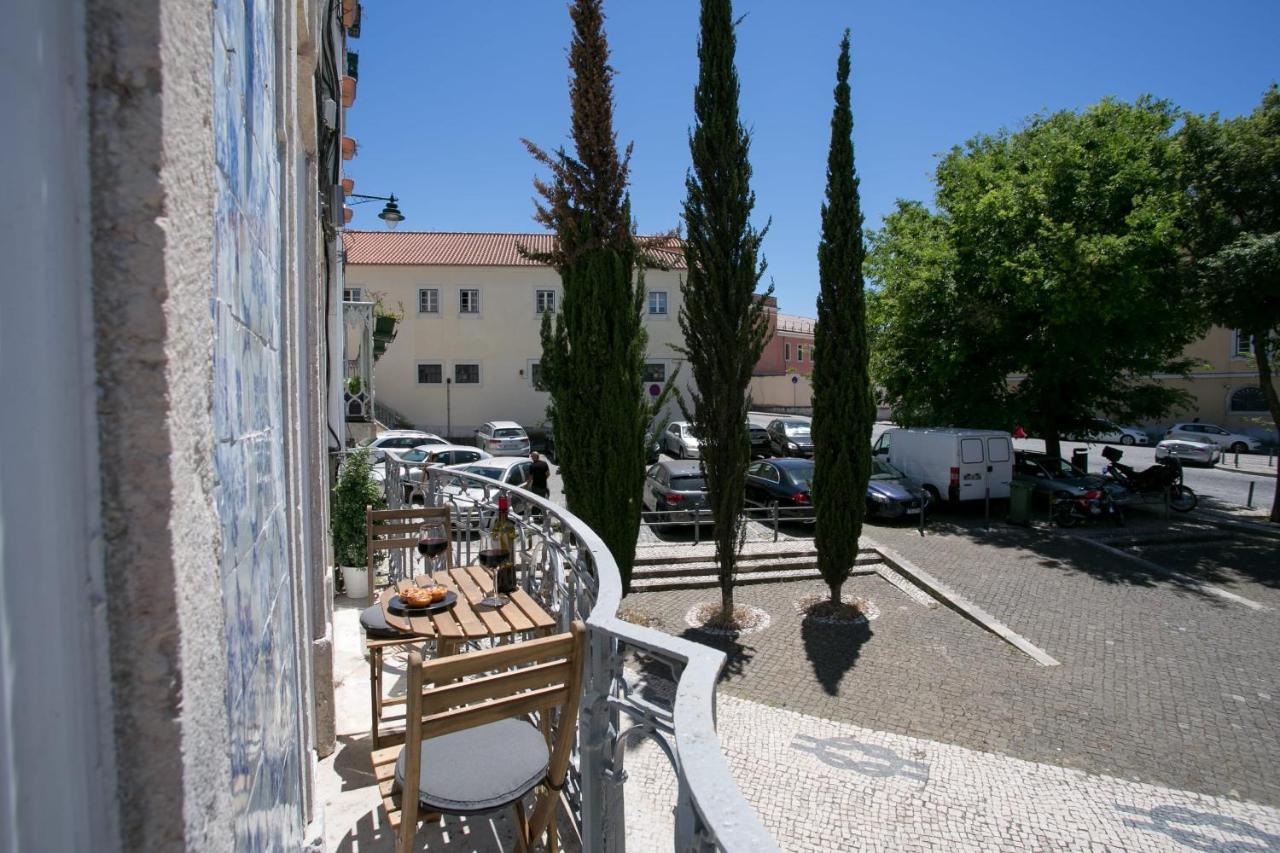 Appartement Sunny Photographers Studio Wbalcony In Alcântara *