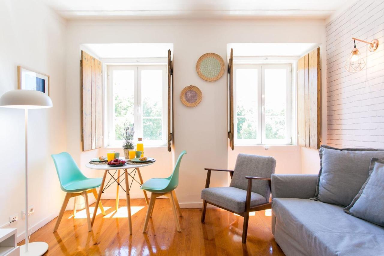 Sunlit Photographers 1bedroom In Alcantara Lissabon