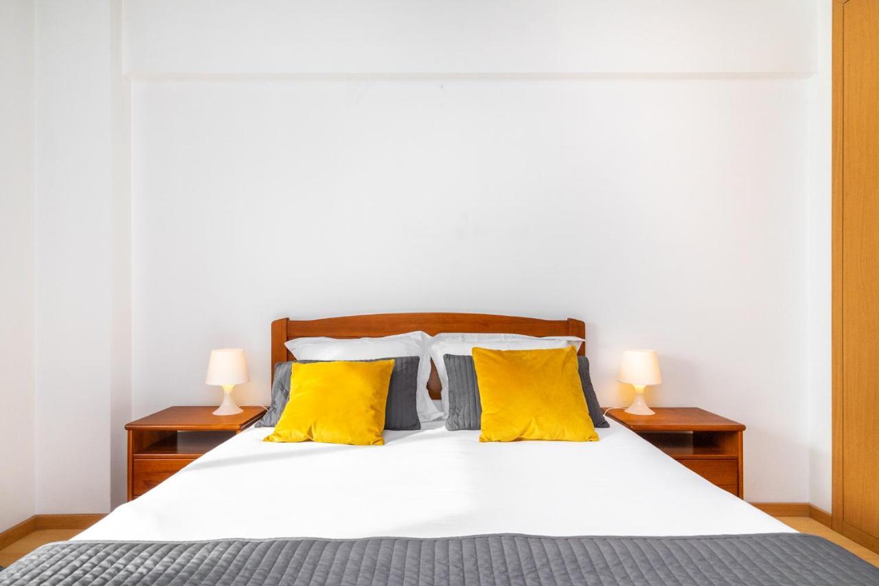 Lisboa, Cidade, Elegant With Air Cond, Free Wifi And Near Metro, By Ig Apartment