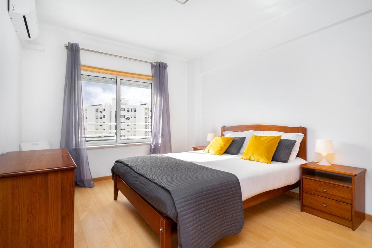 Lisboa, Cidade, Elegant With Air Cond, Free Wifi And Near Metro, By Ig Apartment Lisbon