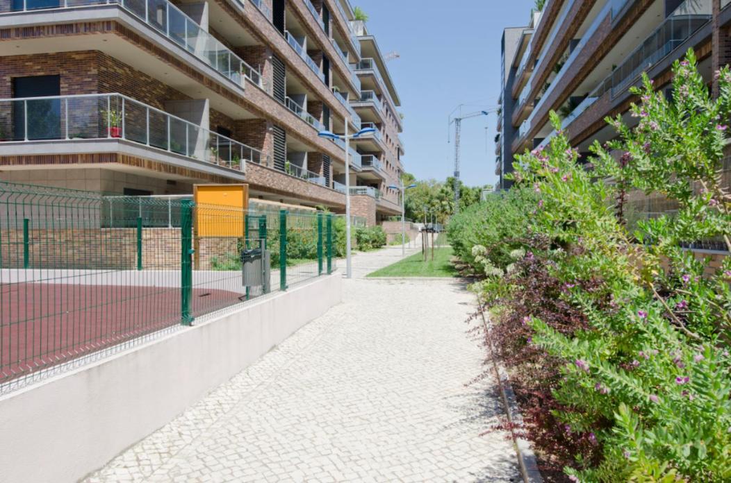 Appartement Parque Nacoes / Jardins Cristo Rei *