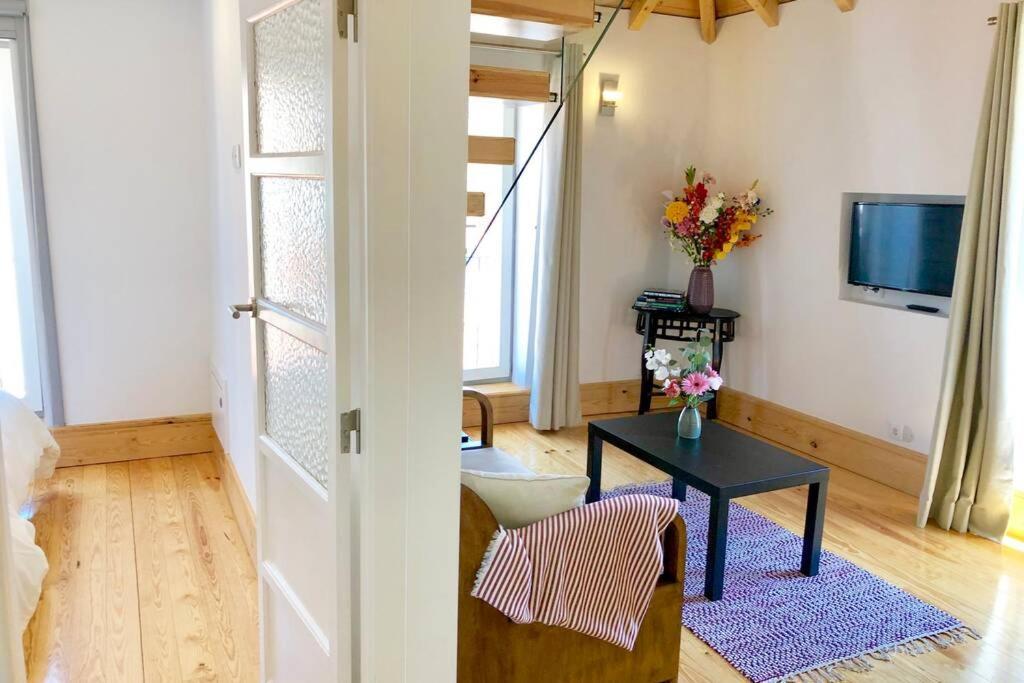 32 - Center Of Duplex Apartment, Barrio Alto Apartment Lissabon