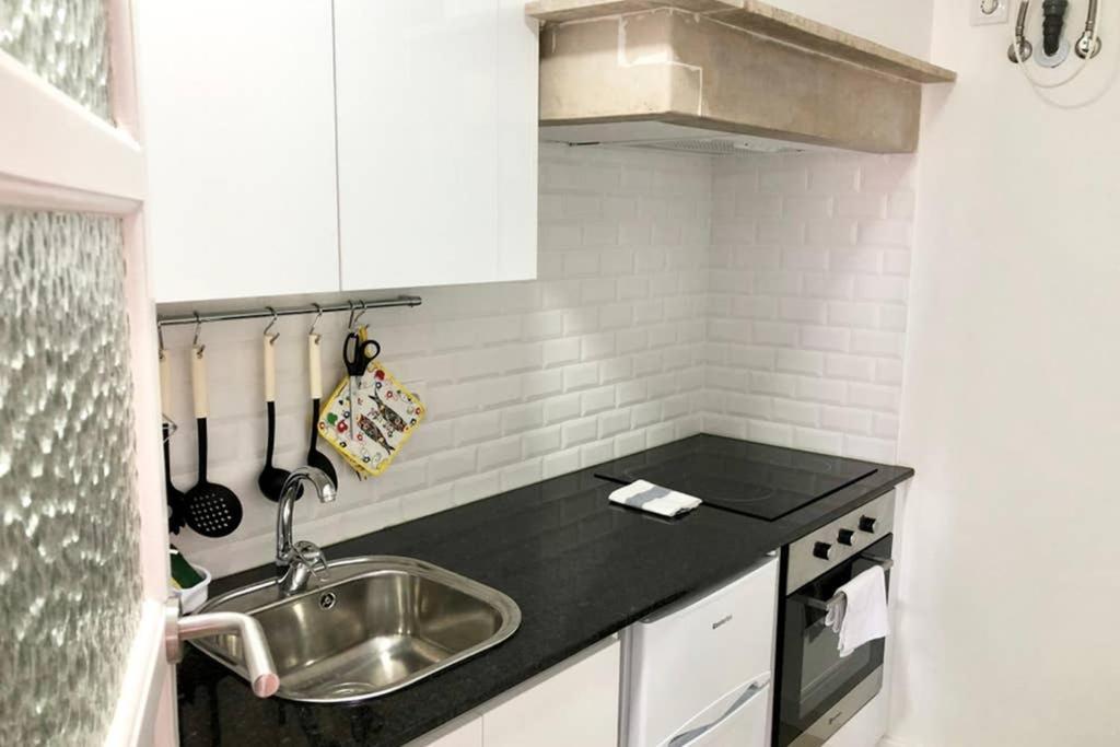 32 3 - Life Private Apartment, Bairro Alto Appartement Lissabon