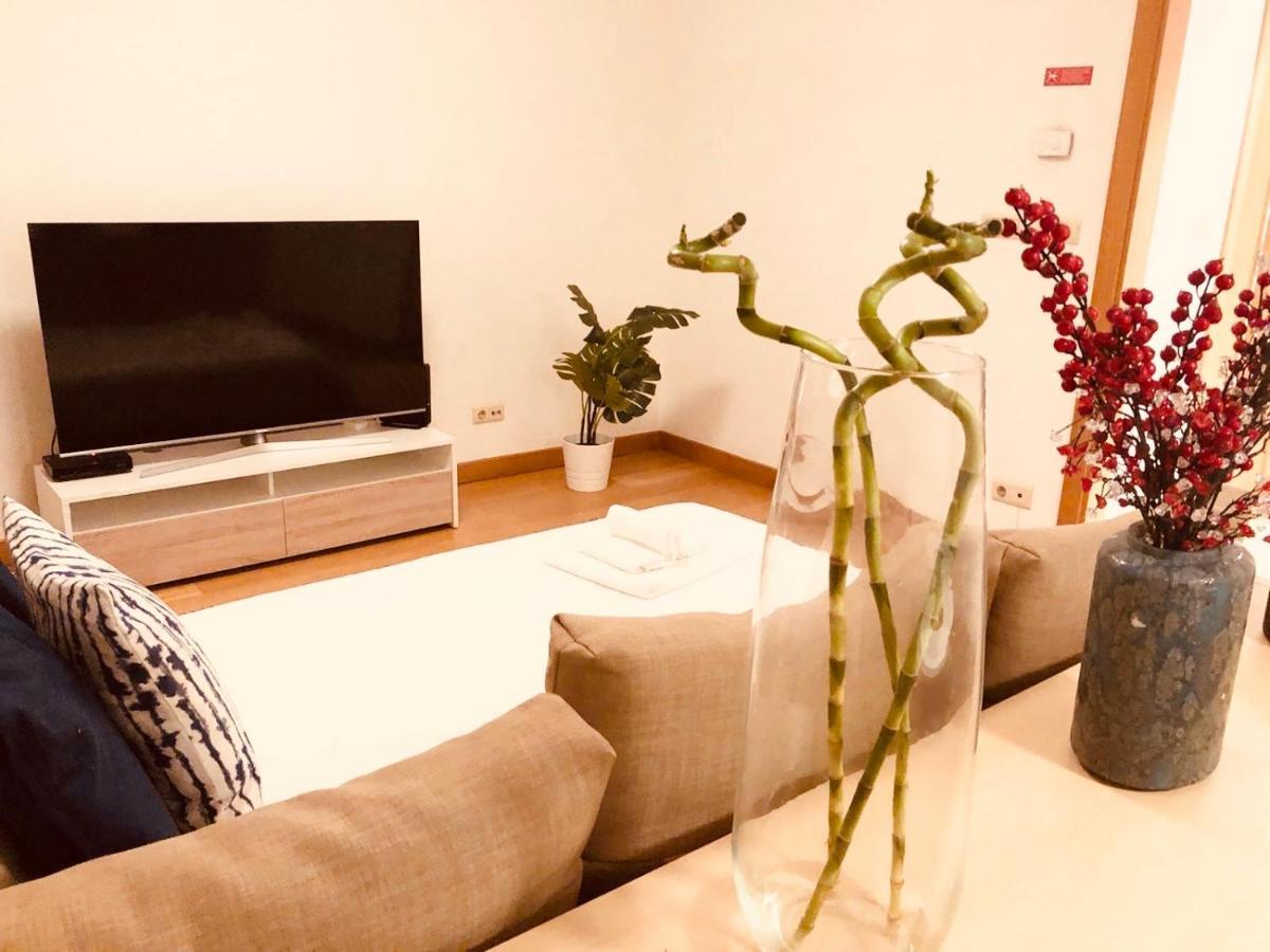 Appartement Orient - Modern, Spacious And Sunny! By The River! Lissabon
