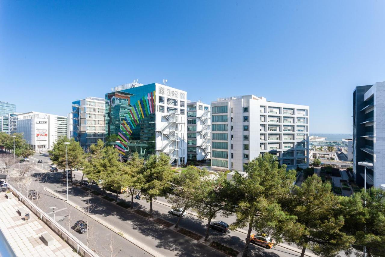 Orient - Modern, Spacious And Sunny! By The River! Appartement Lissabon