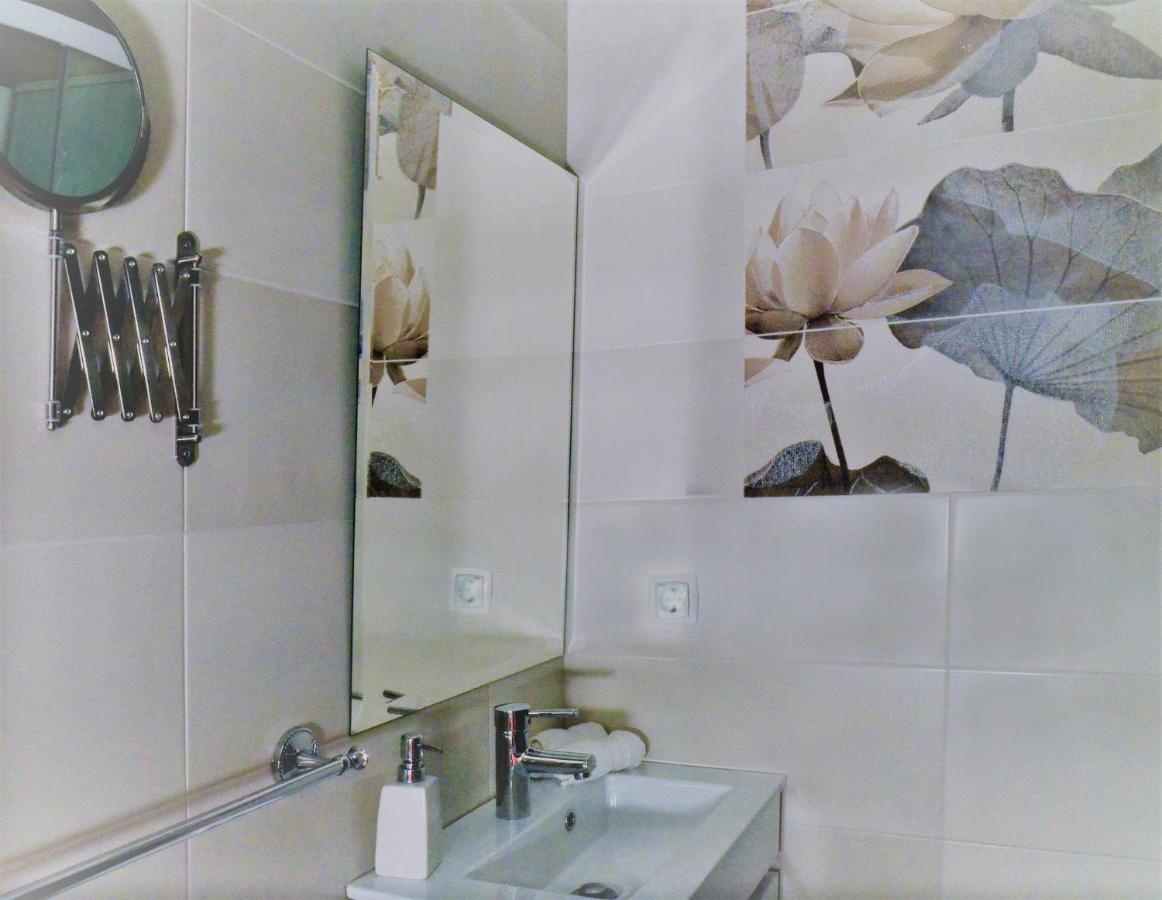 Guest house Sweet Suites Guesthouse Close To Famous Avenue Liberty