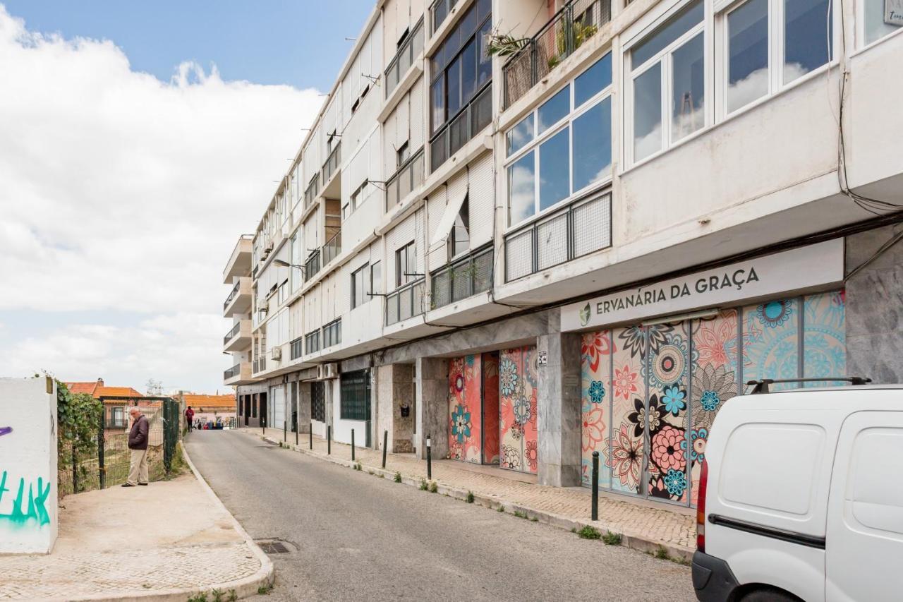 Appartement Stroll To Coffee Shops Near A Renovated Hillside In Graca *