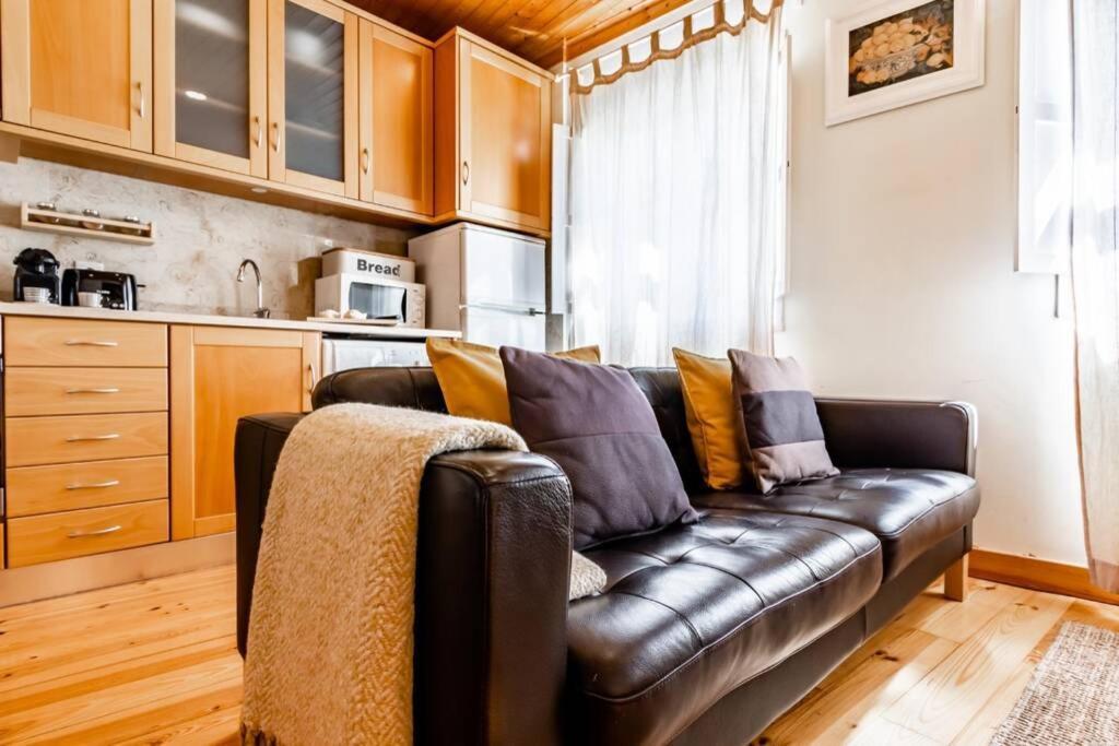 Inloveapartments - Duplex At Alfama Lissabon