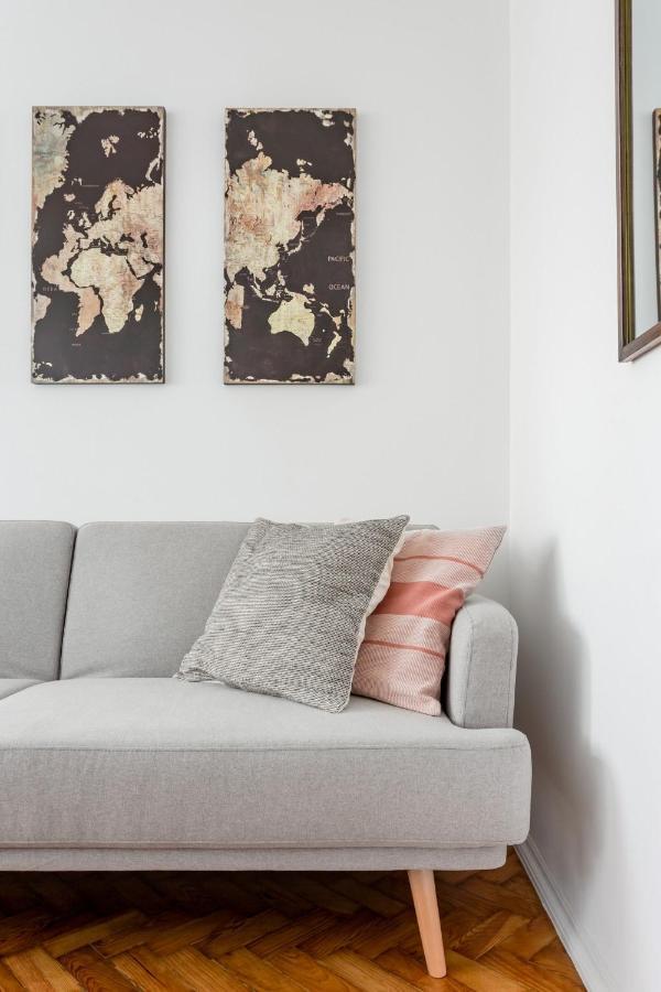 Appartement Stroll To Coffee Shops Near A Renovated Hillside In Graca