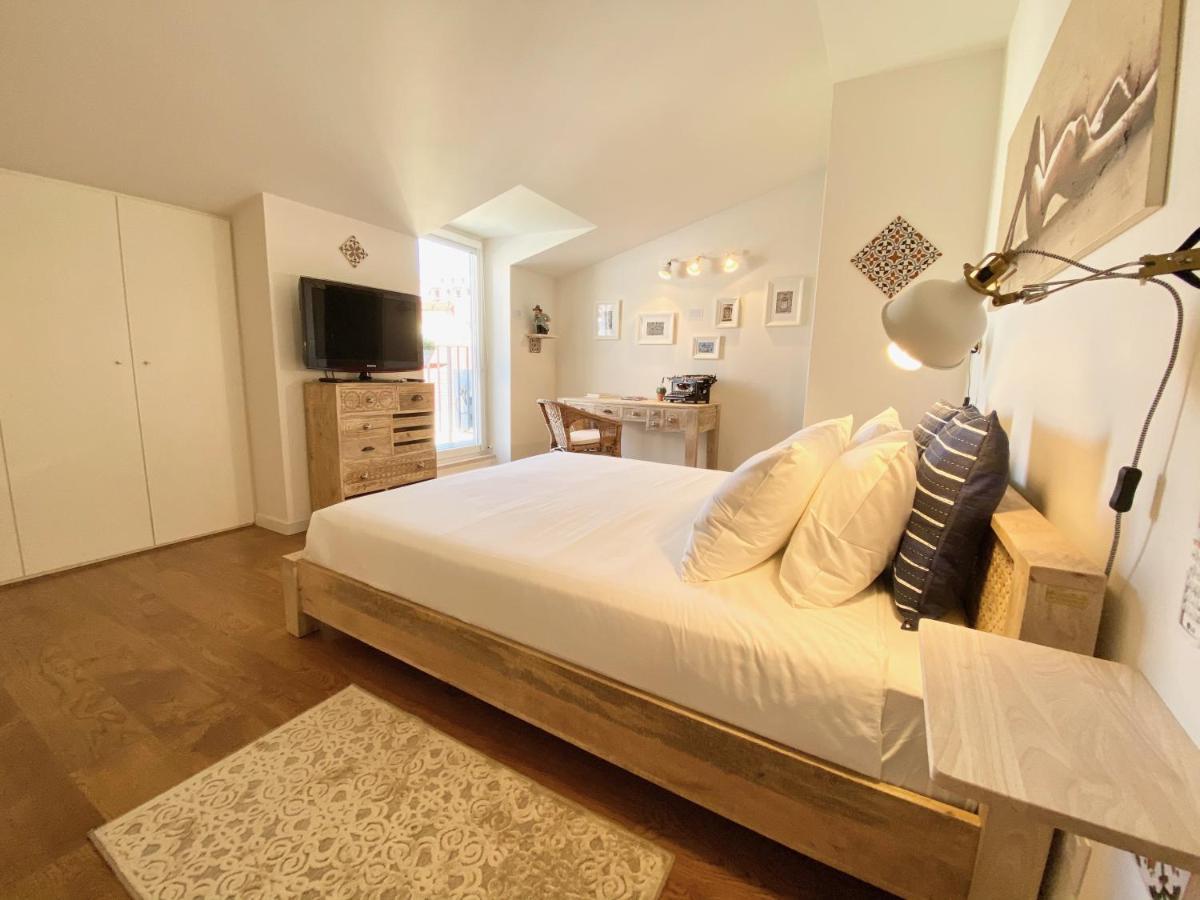 Myplaceforyou: With And Tagus Views Apartment *