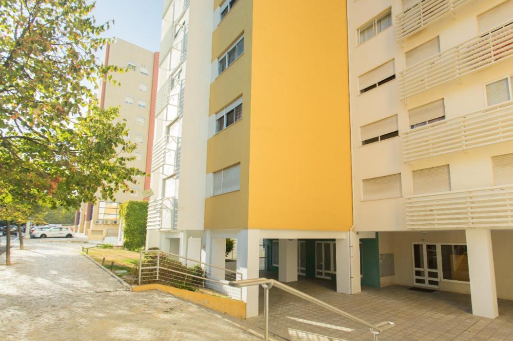 Vista Rio Apartment Lisbon