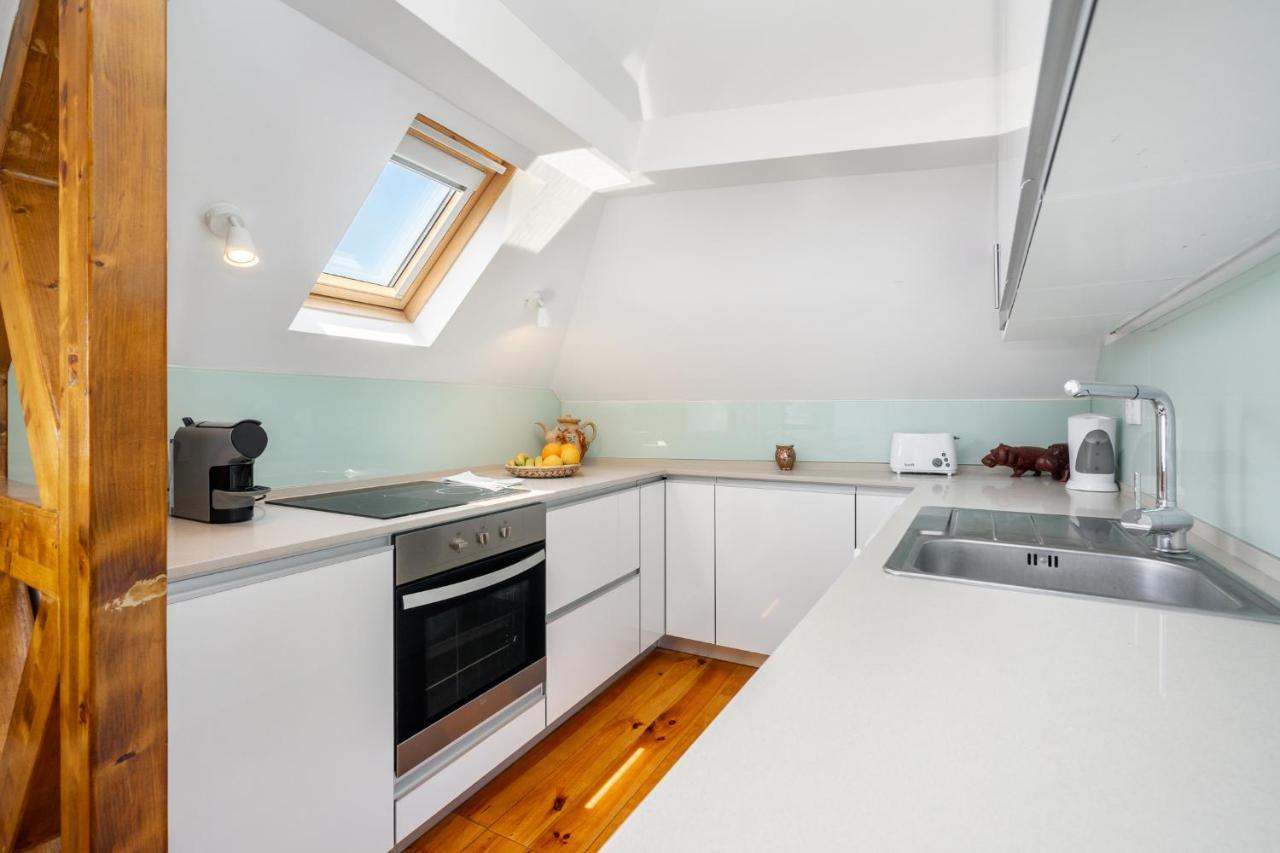 Whome | Premium River View *