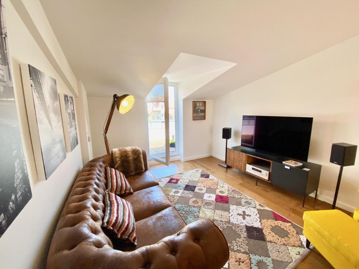Myplaceforyou: With And Tagus Views Apartment