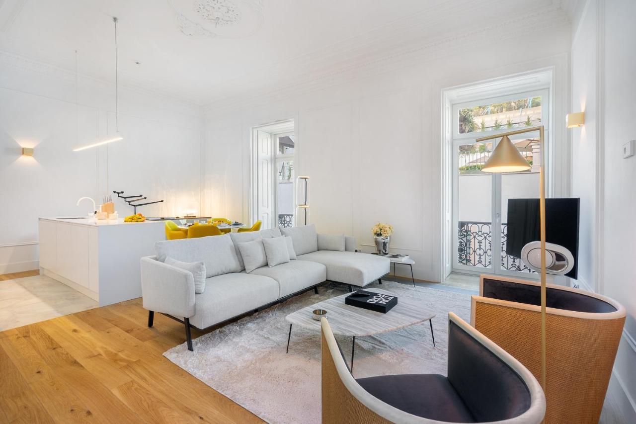 Whome | Av. Da Liberdade Deluxe W/ S-pool, Gym & Parking Appartement