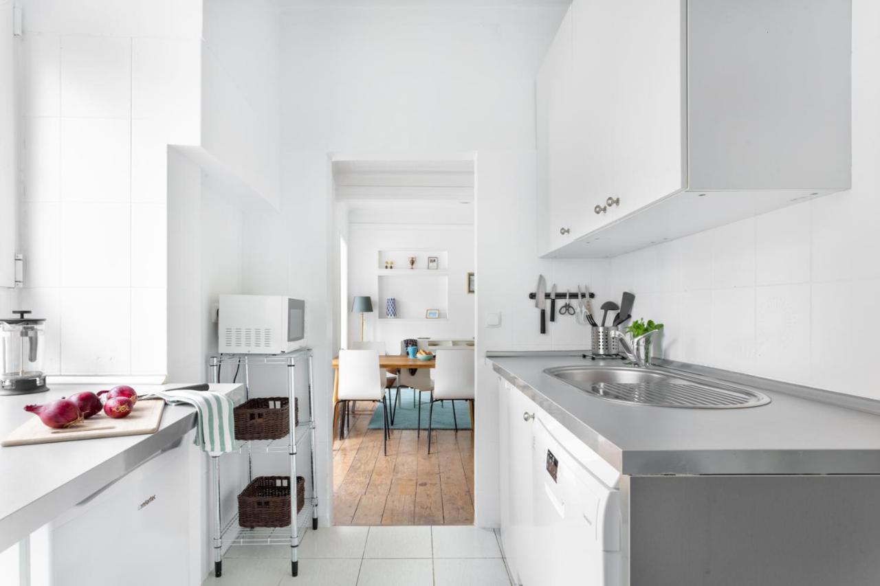 Altido Stunning 4br Apt With Terrace And Seaview In Alfama Apartment *