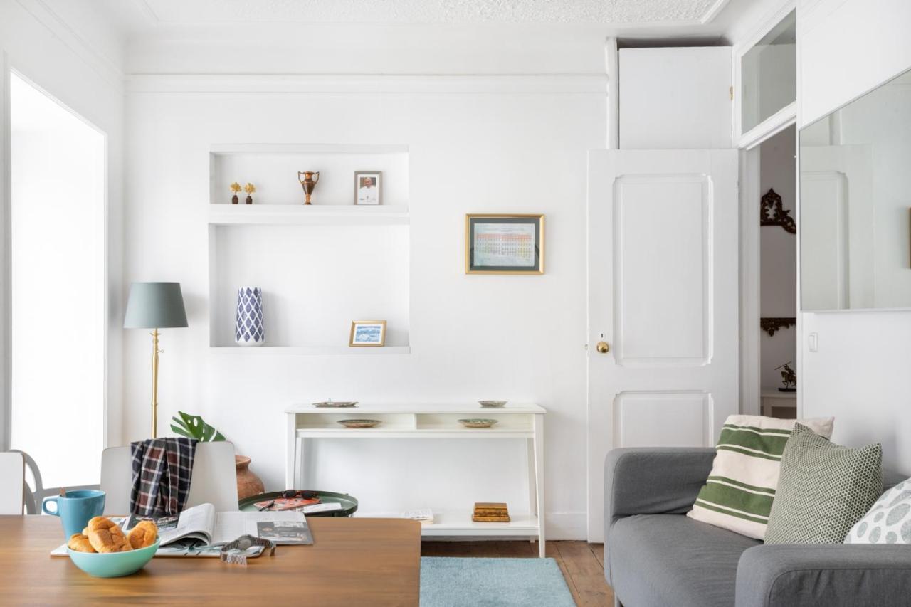Altido Stunning 4br Apt With Terrace And Seaview In Alfama *