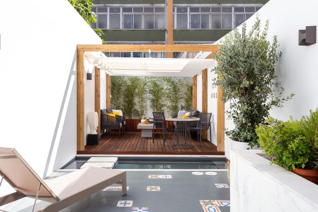 Stupendo- Two Rooms, Patio With Refreshing Pond-center-air Conditioning-free Park * Lissabon