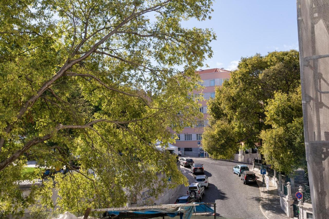 Joivy Elegant 1-br In Perfect Centre Apartment Lisbon