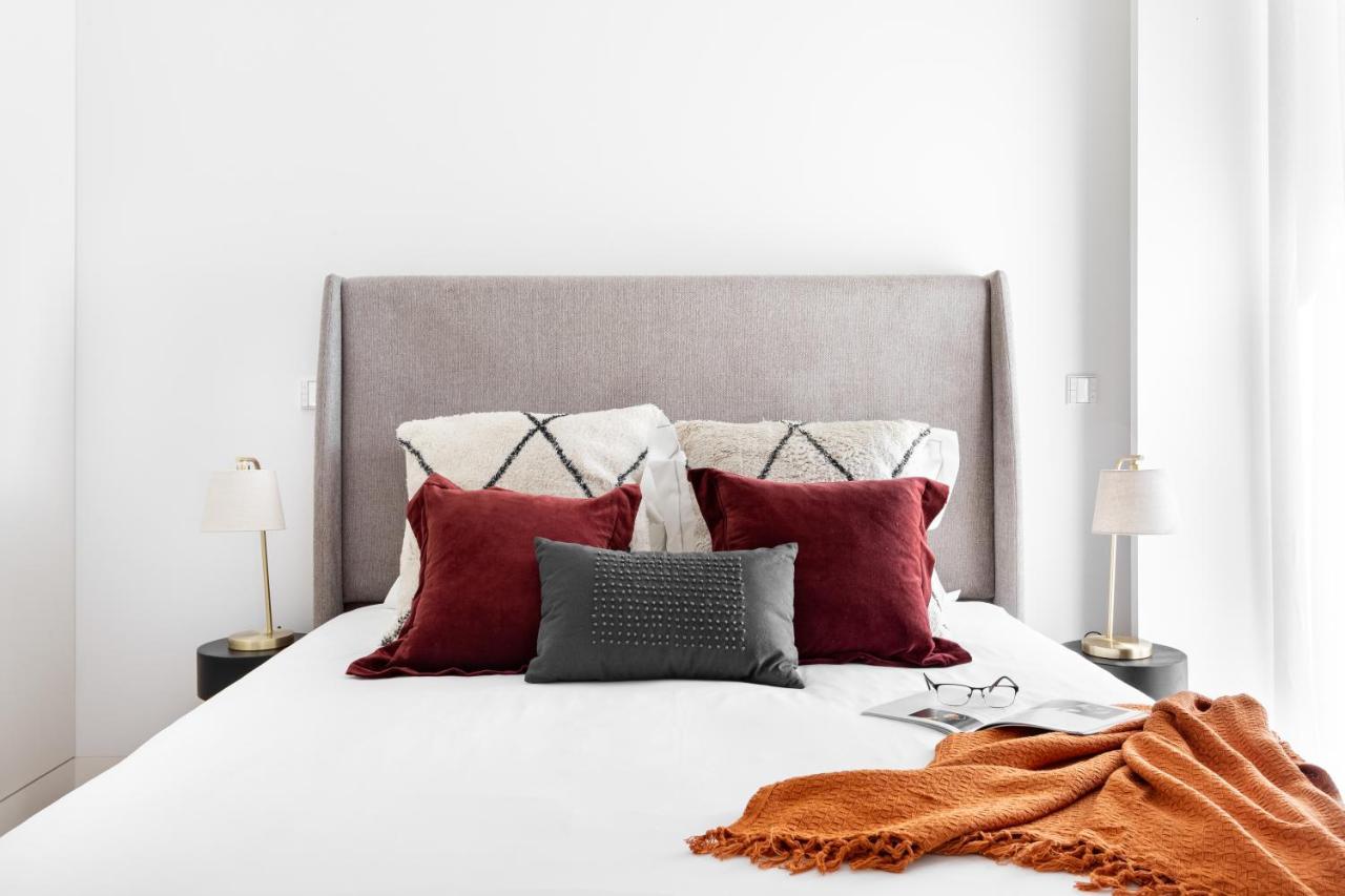 Apartment Joivy Elegant 1-br In Perfect Centre