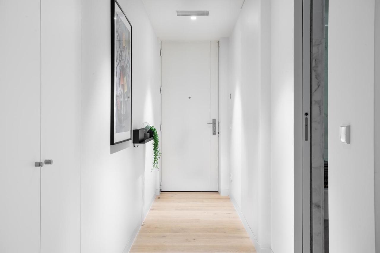 Joivy Elegant 1-br In Perfect Centre Apartment Lisbon