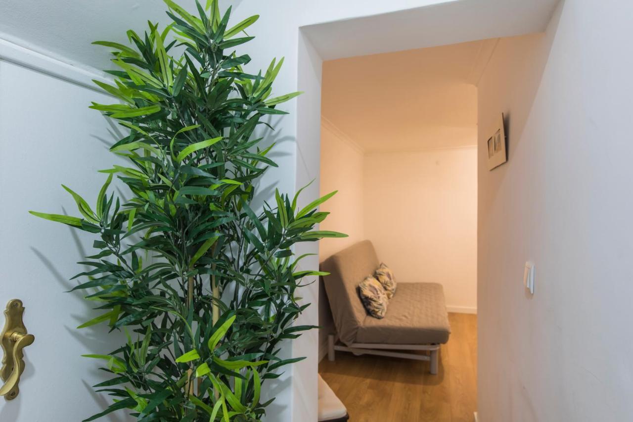 Alfama Typical Beco Dos Ramos Appartement