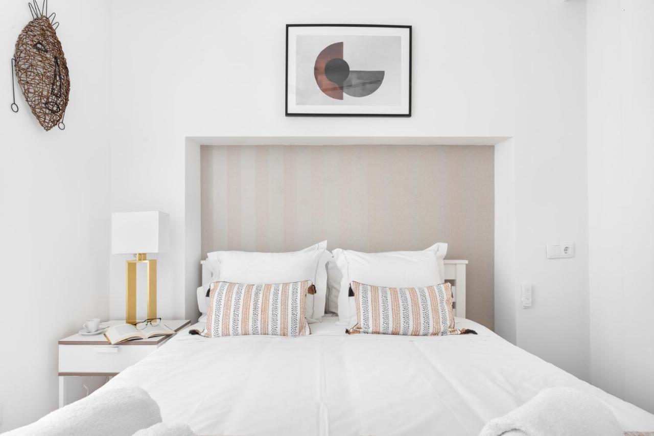 Joivy Principe Real 2br With Terrace Nearby Botanical Garden Of Apartment Lissabon