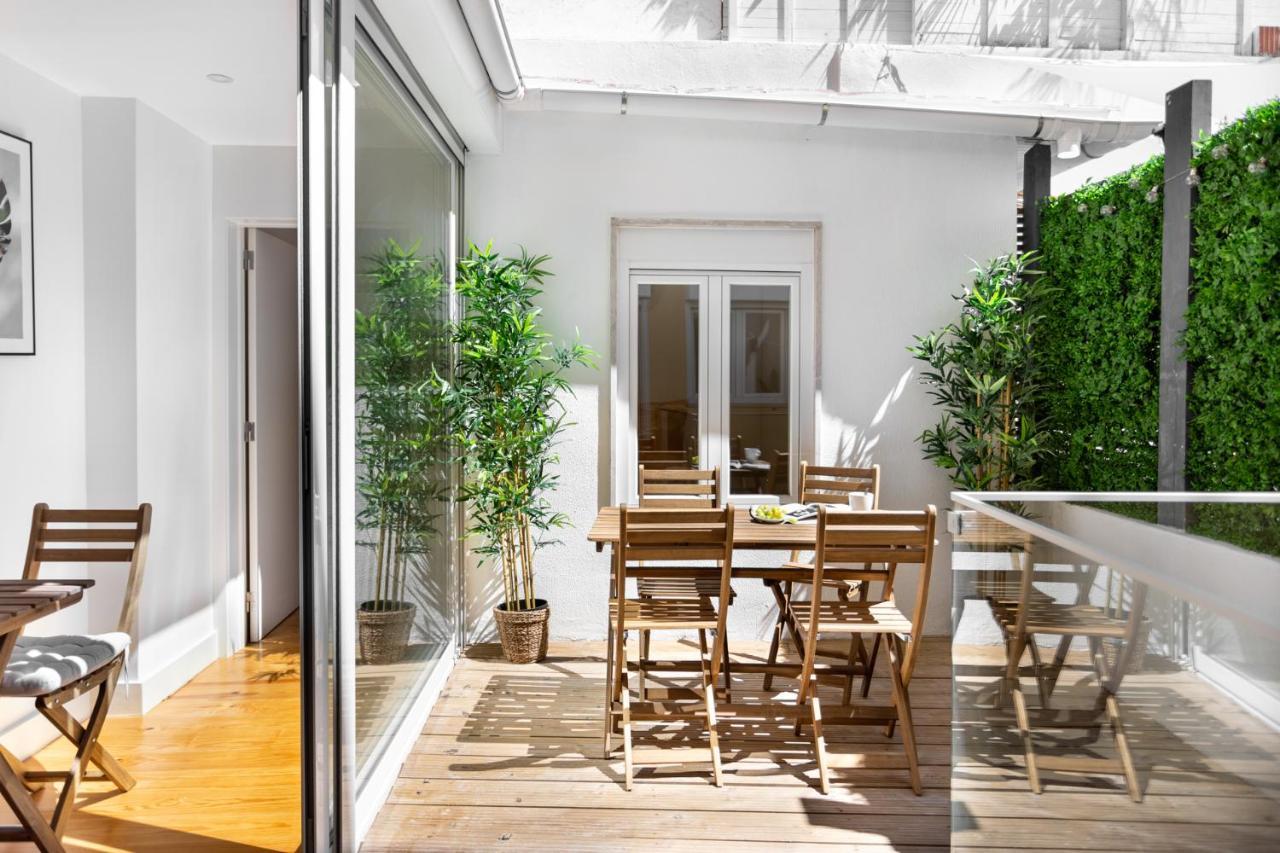 Apartment Joivy Principe Real 2br With Terrace Nearby Botanical Garden Of *