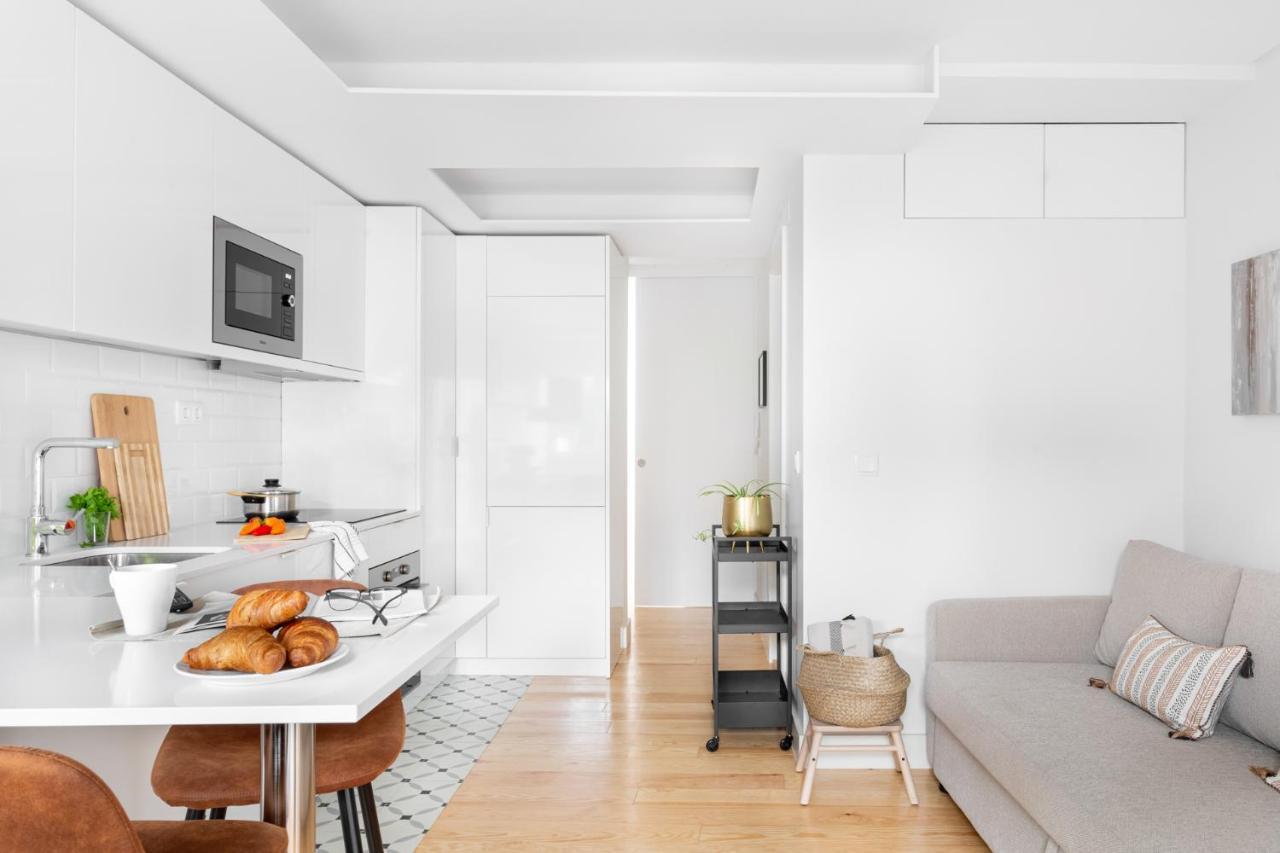 Joivy Principe Real 2br With Terrace Nearby Botanical Garden Of Lissabon