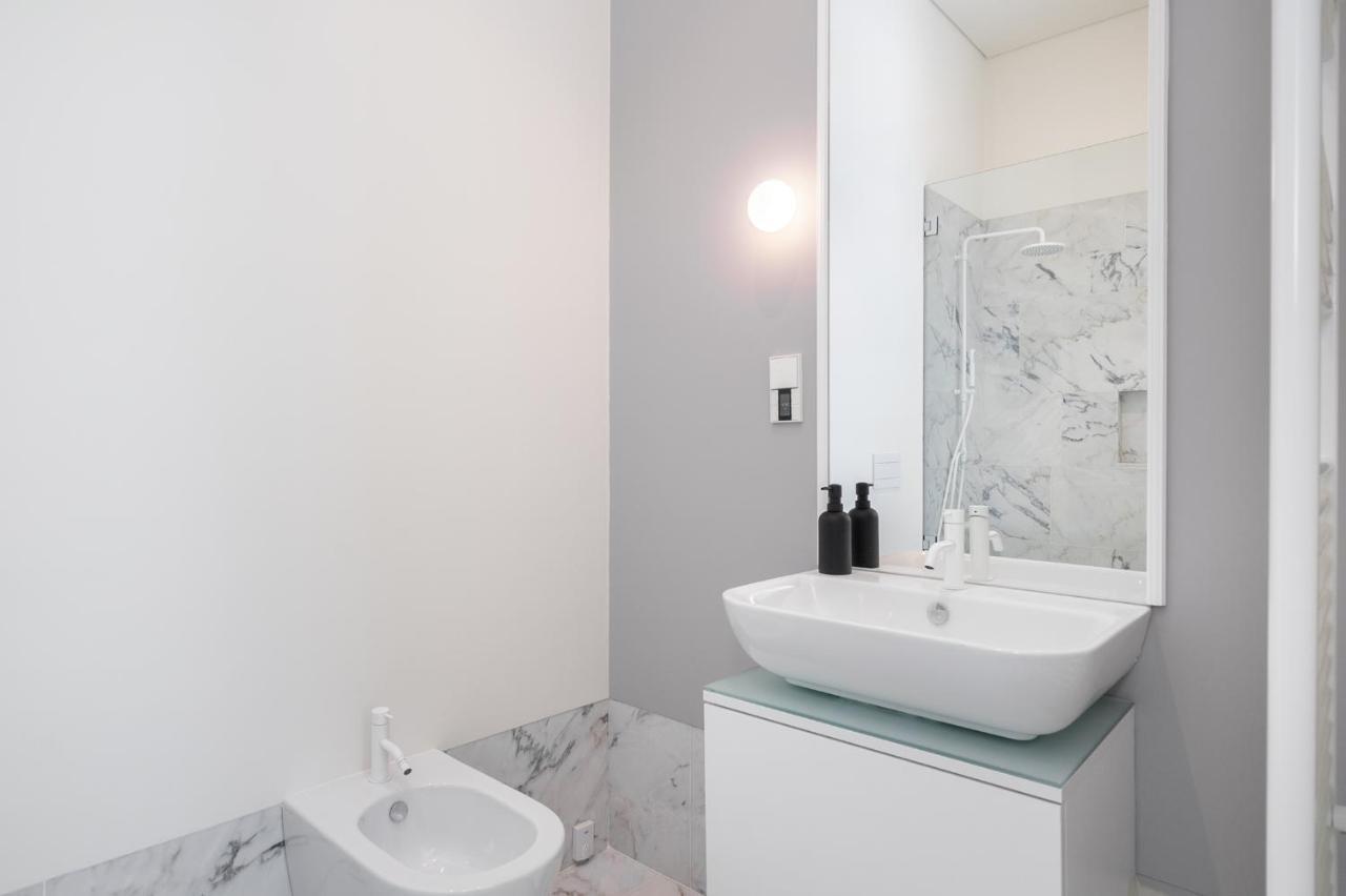 Whome | Av. Da Liberdade Deluxe W/ S-pool, Gym & Parking Appartement *