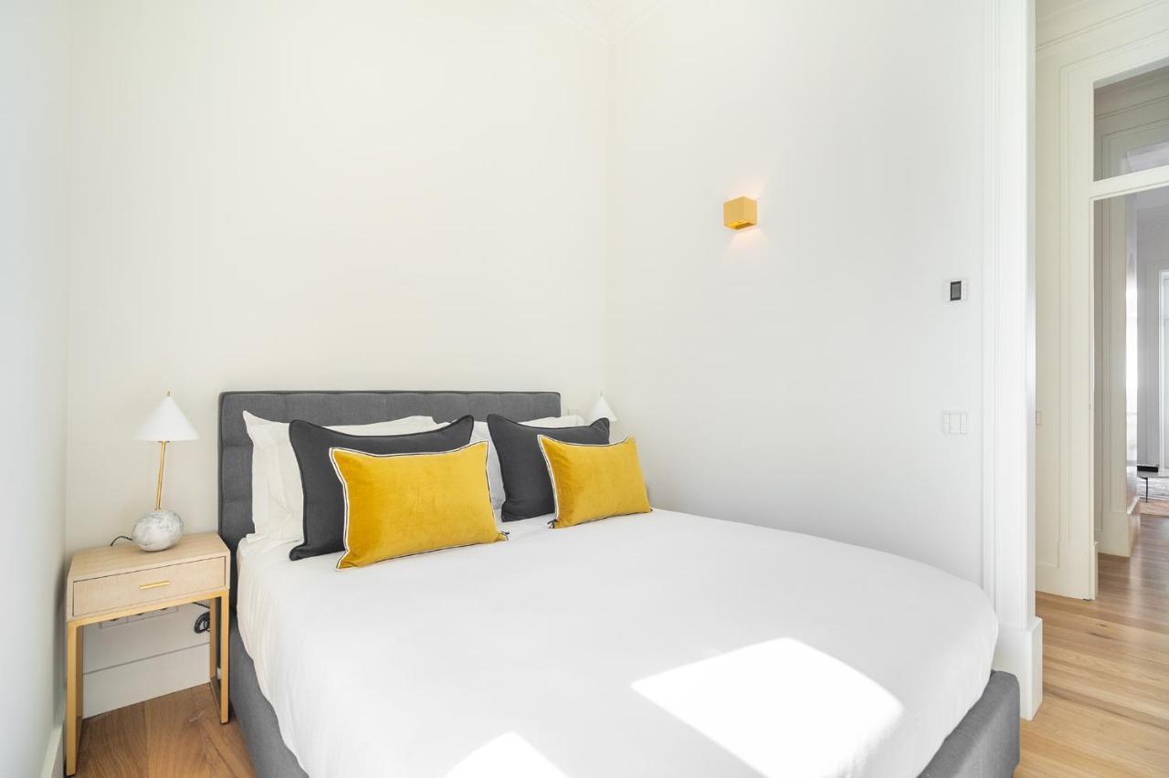 Whome | Av. Da Liberdade Deluxe W/ S-pool, Gym & Parking Lisboa