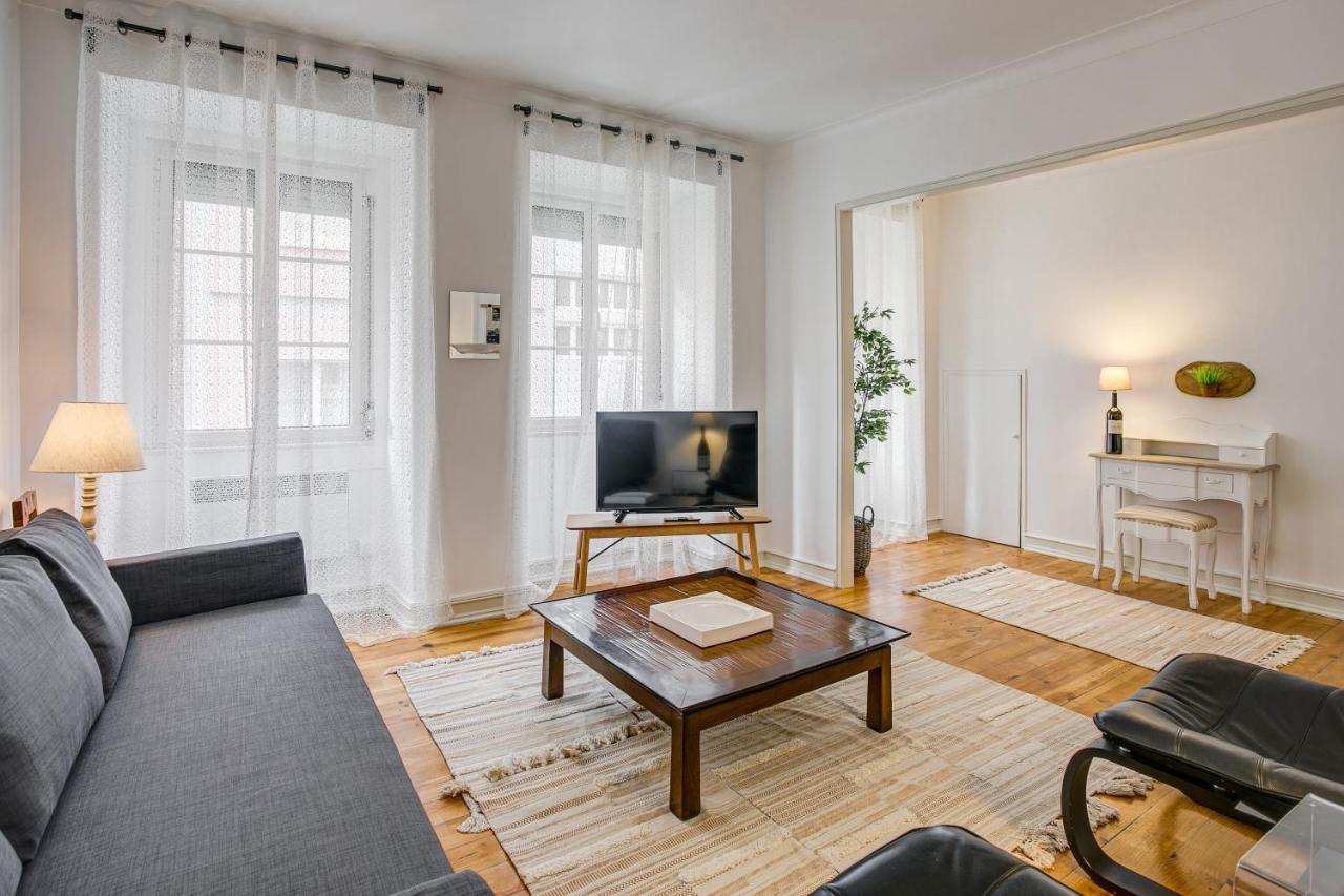 Sunny In The Heart Of Principe Real Apartment Lisbon