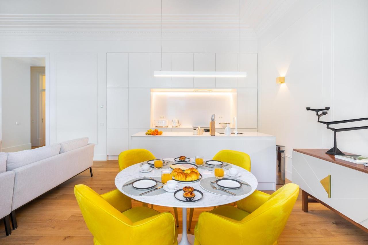 Whome | Av. Da Liberdade Deluxe W/ S-pool, Gym & Parking Appartement *